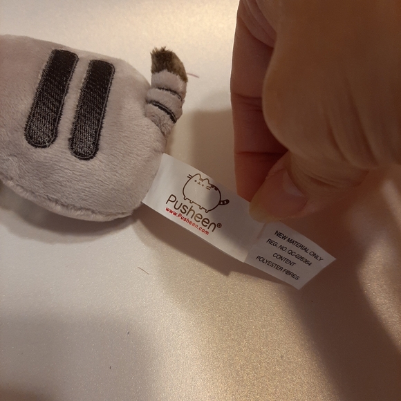 Pusheen Cat lazy summer series 1 New Gund keychain purse charm - Picture 3 of 5